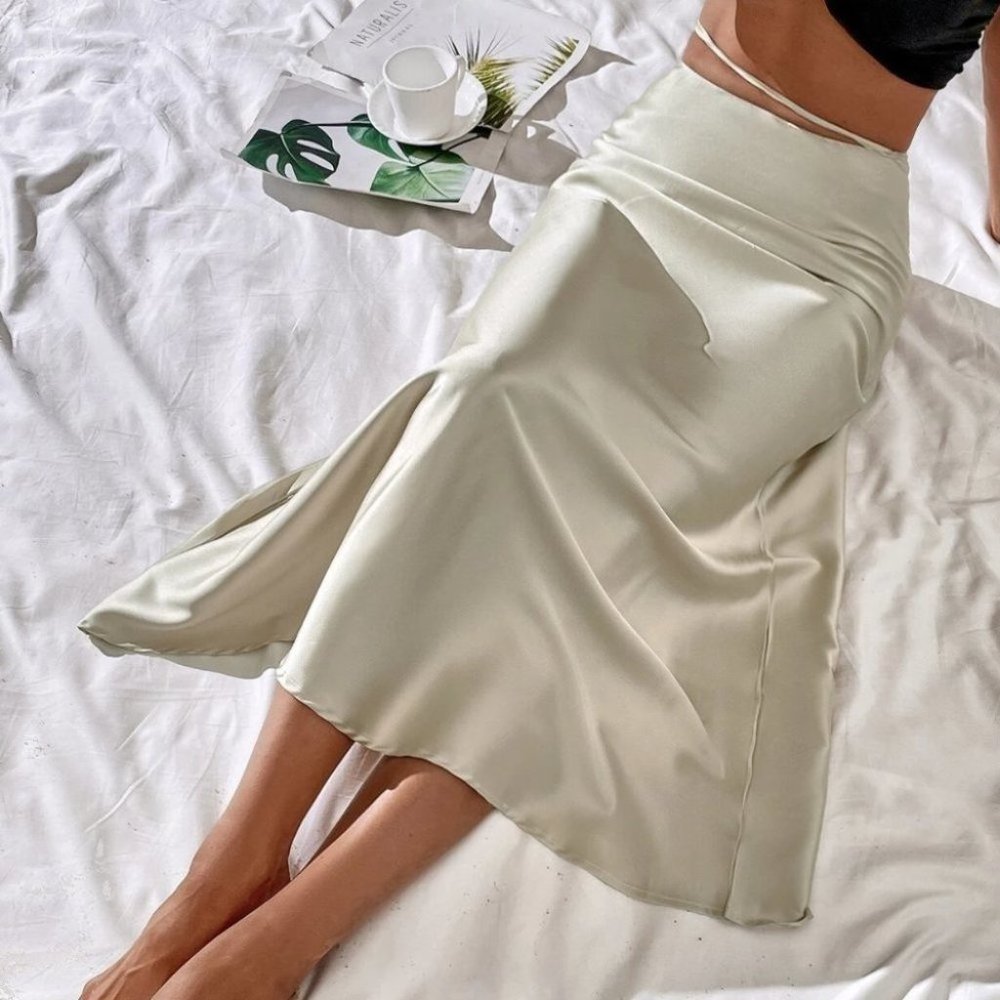 CUT OUT WAIST MAXI SATIN SKIRT SUMMER TRENDING STREETWEAR - Picture 2 of 6